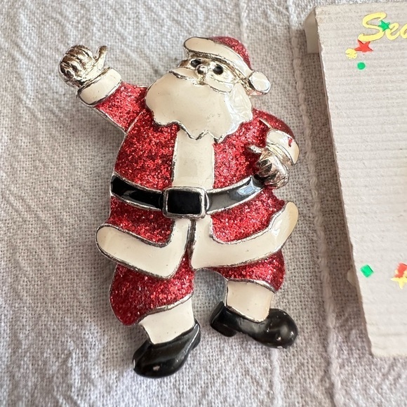 Christmas Pin Brooch Lot Of 8 Santa Stocking Holly Angel Bells Pins 0661 P - Picture 4 of 10